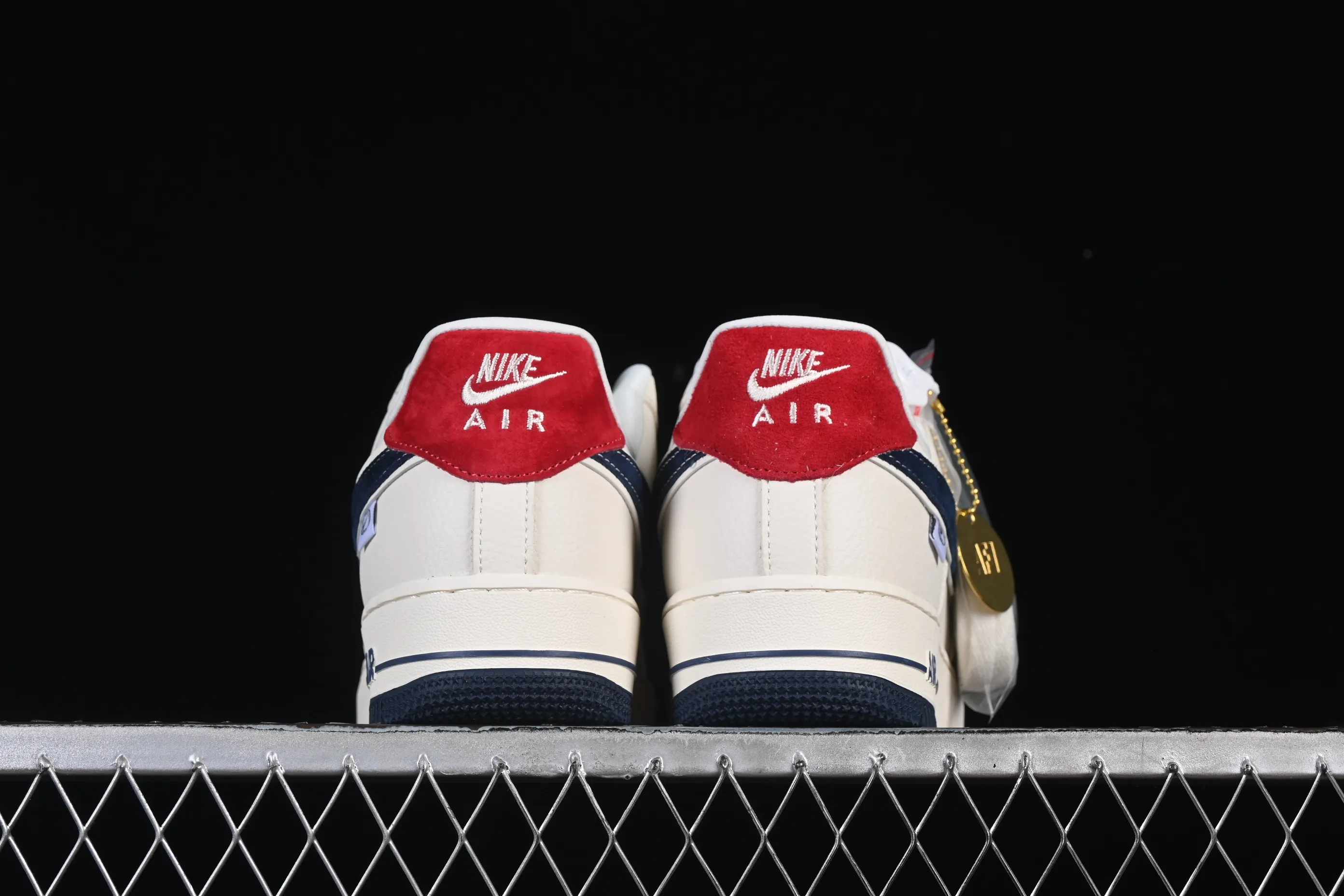 All Categories Nk Air Force 1 Air Force Series Nk Air Force 1 Low Air Force Low Nike Air Force 1'07 Low Blue Red Beige Blue Red Pig Eight Leather Air Force One Low Casual Shoes DD1982-326